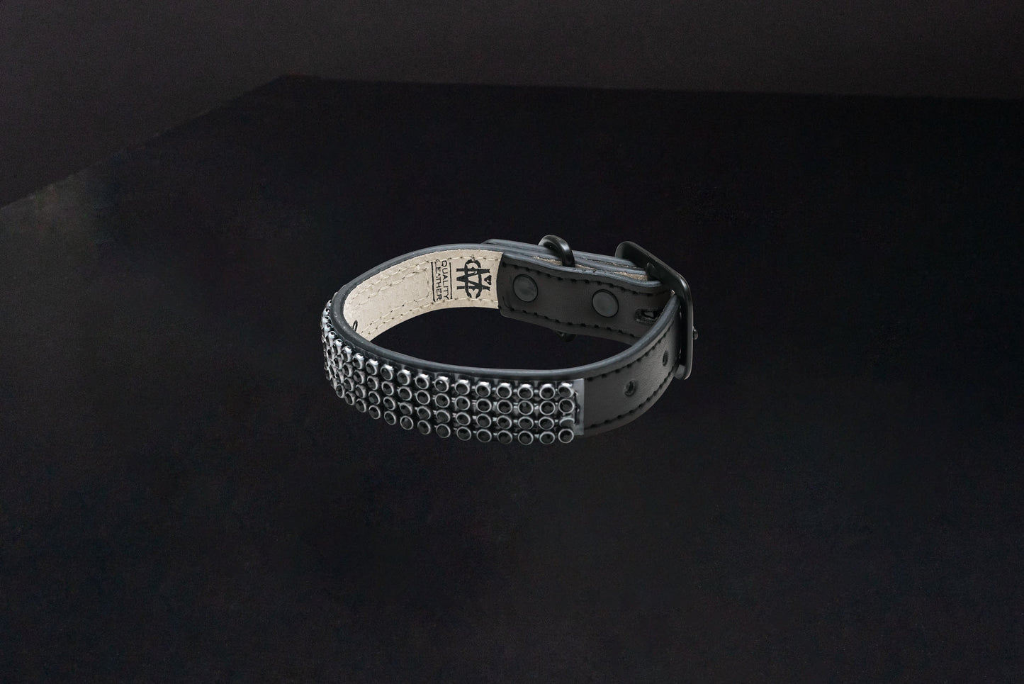 Black Diamond Leather Collar